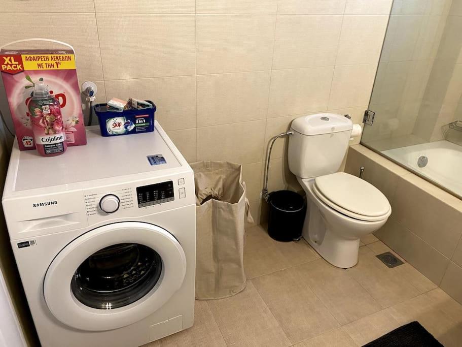 Spacious And Sunkissed 3Br & 2 Bathrooms Apartment Athens Ngoại thất bức ảnh