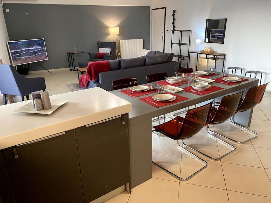 Spacious And Sunkissed 3Br & 2 Bathrooms Apartment Athens Ngoại thất bức ảnh